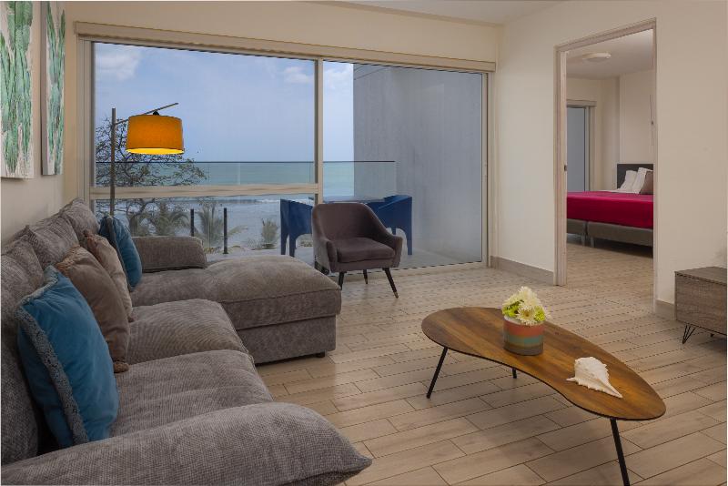 Playa Caracol Rentals image