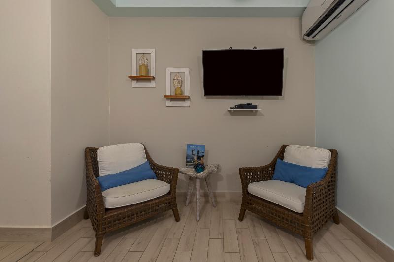 Playa Caracol Rentals image
