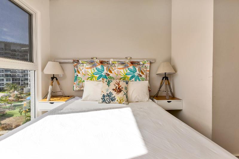 Playa Caracol Rentals image