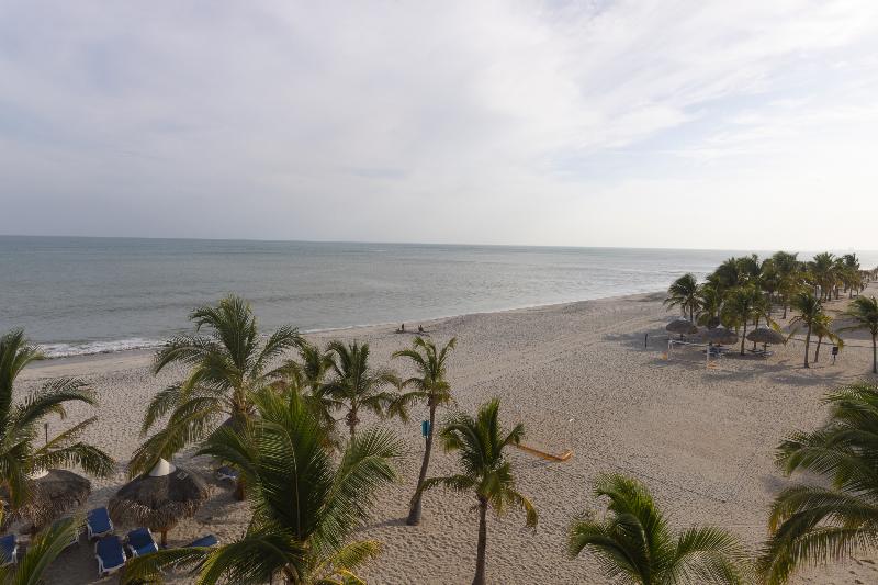 Playa Caracol Rentals image