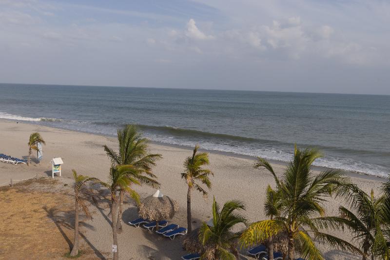Playa Caracol Rentals image 5