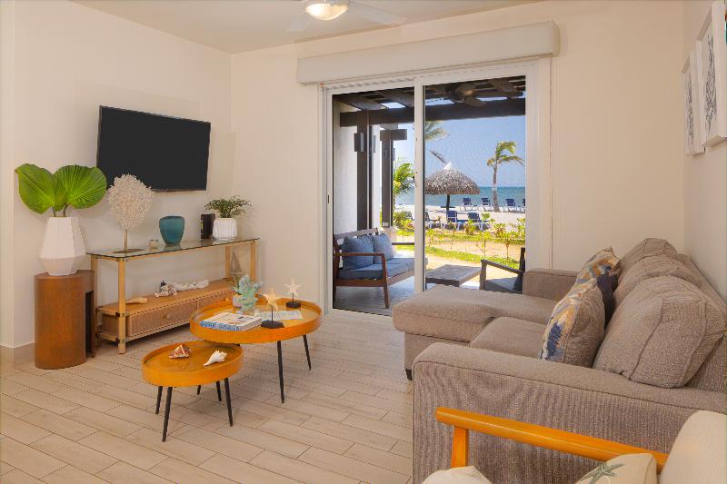 Playa Caracol Rentals image