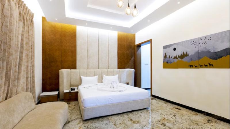 Aara Jungle Resort image