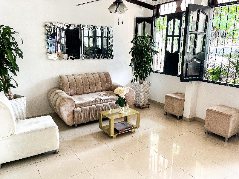 Hotel Boutique Casa Pere image