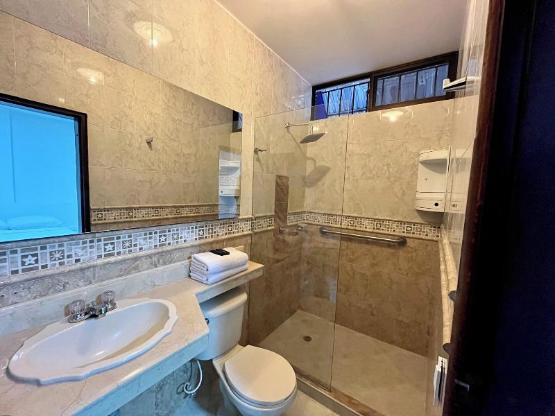 Hotel Boutique Casa Pere image