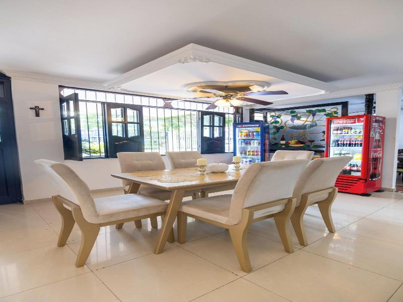 Hotel Boutique Casa Pere image
