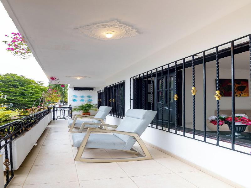 Hotel Boutique Casa Pere image