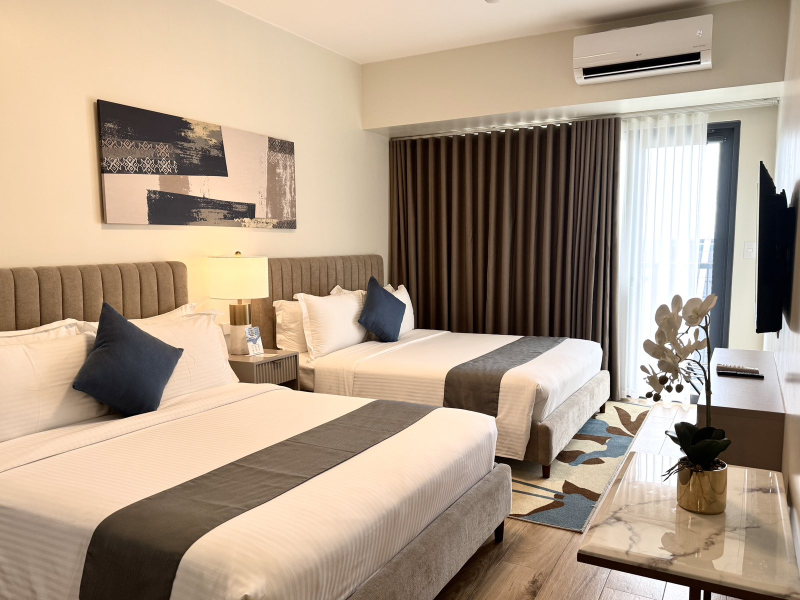 Savea Bay City Manila image