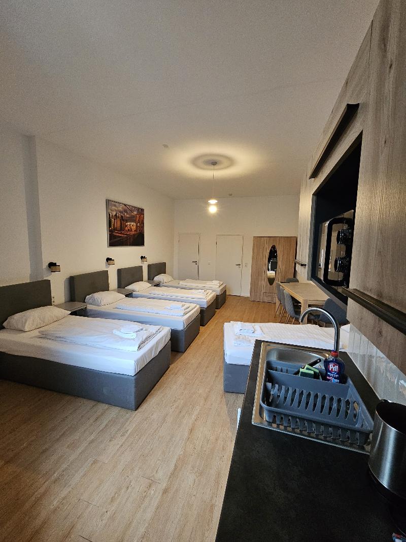 Slumber Aparthotel image