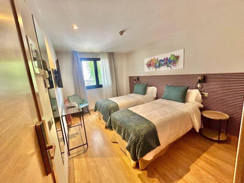 Hotel Diró image