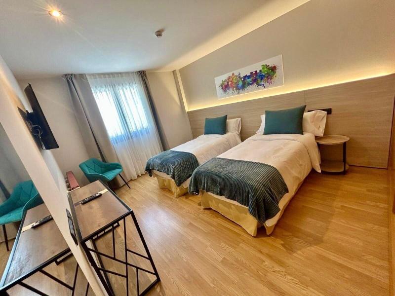 Hotel Diró image
