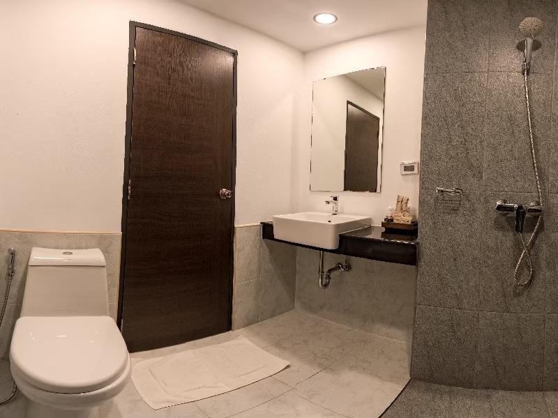 Peppery Hills Hotel image