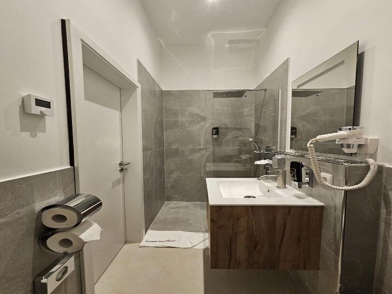 Aparthotel Rahl image
