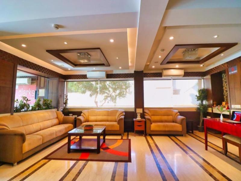 Crestmont Ashapurna Hotel Jaipur image