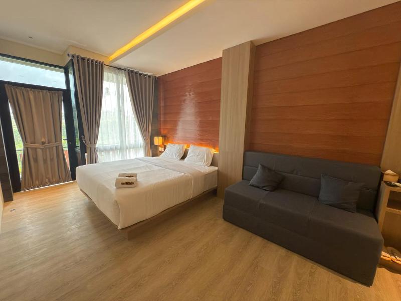 Mamifokobo Hotel & Glamping By Zuzu image