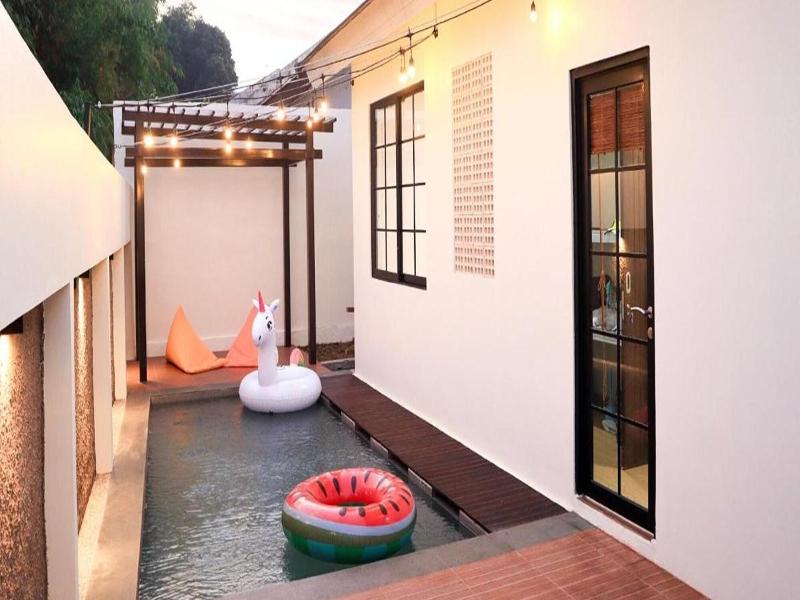 Suisen By Semusim Villa By Zuzu image