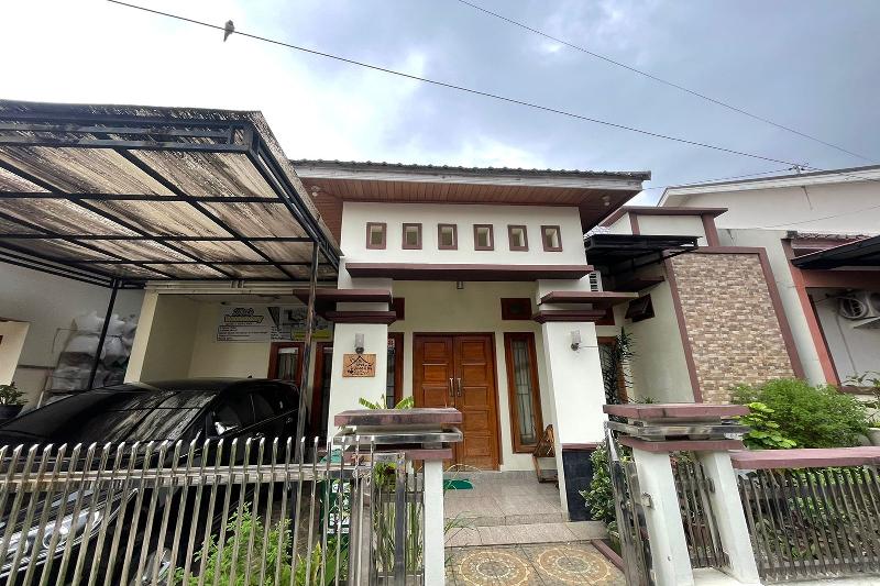 Jirek Homestay Bukittinggi By Zuzu image