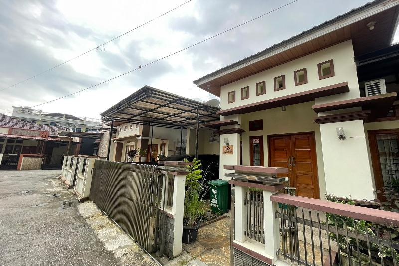 Jirek Homestay Bukittinggi By Zuzu image
