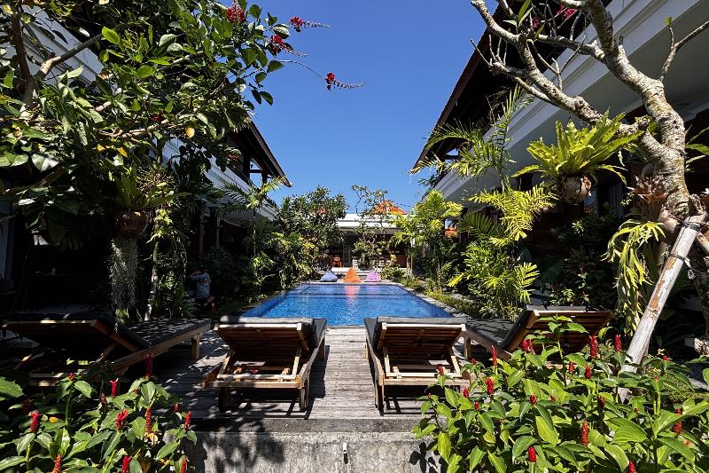 Bali Bata Canggu Guesthouse By Zuzu image