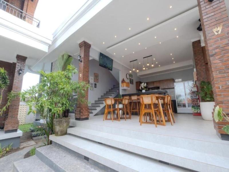 Bali Bata Canggu Guesthouse By Zuzu image