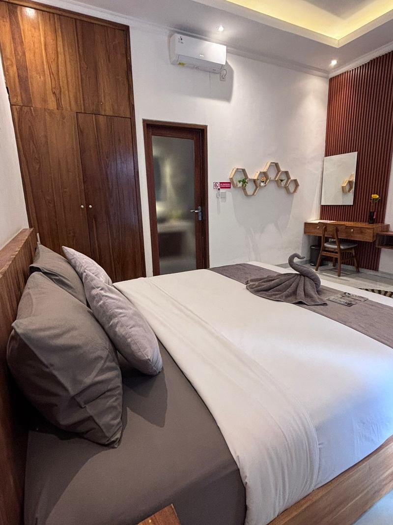 Bali Bata Canggu Guesthouse By Zuzu image
