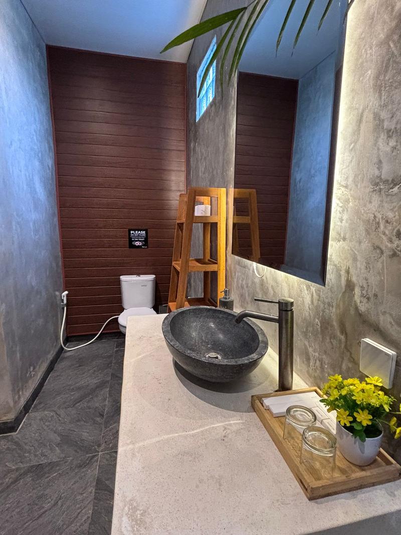 Bali Bata Canggu Guesthouse By Zuzu image