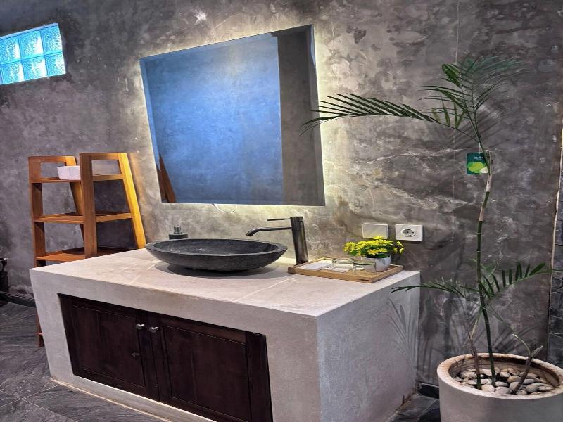 Bali Bata Canggu Guesthouse By Zuzu image