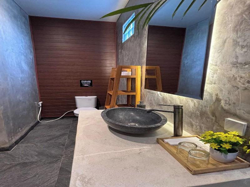 Bali Bata Canggu Guesthouse By Zuzu image