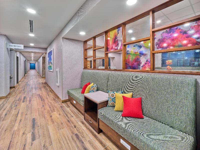 Hampton Inn by Hilton Omaha UN Medical Center Area image