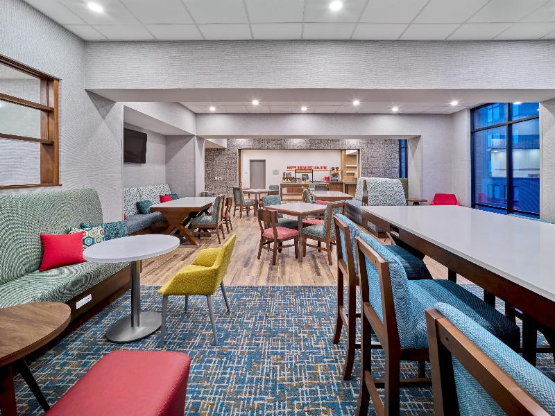 Hampton Inn by Hilton Omaha UN Medical Center Area image