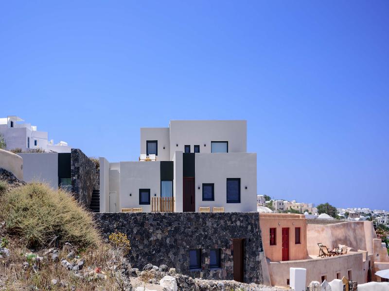 Ryolithos Suites — exterior view
