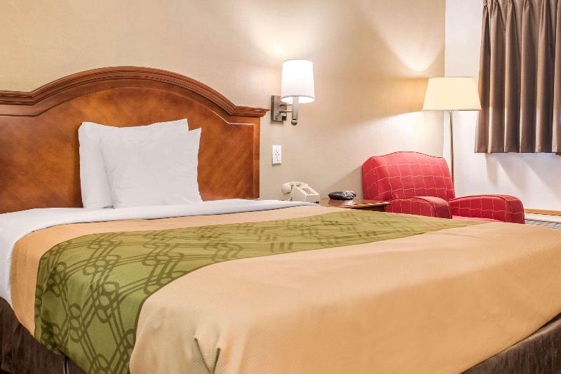 Econo Lodge Toledo