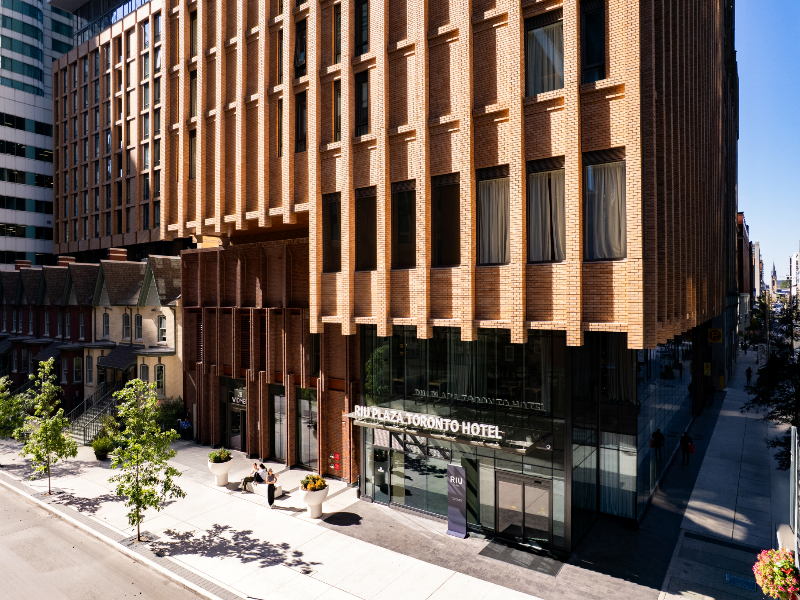 Riu Plaza Toronto