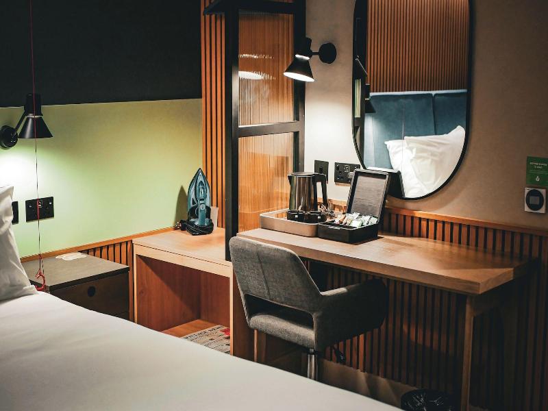 Village Hotel Reading image