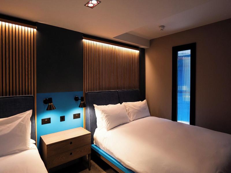Village Hotel Reading image
