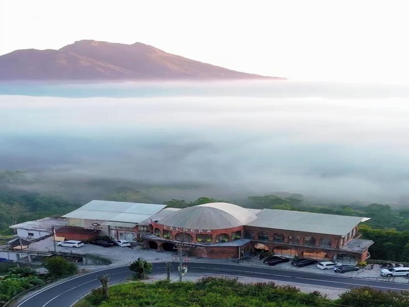 Caldera Hotel & Restaurant By Zuzu image