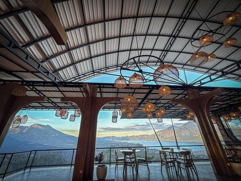 Caldera Hotel & Restaurant By Zuzu image