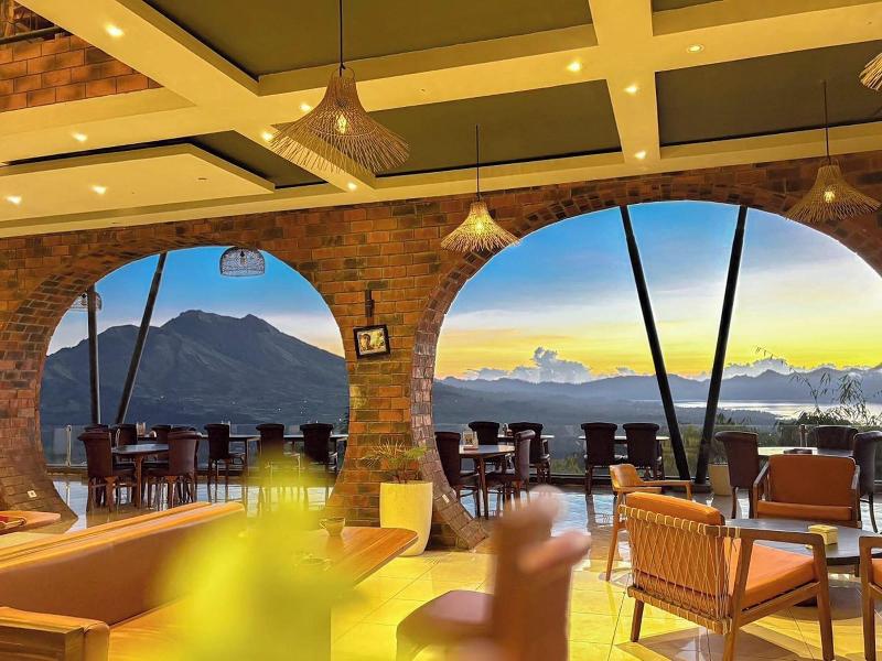 Caldera Hotel & Restaurant By Zuzu image