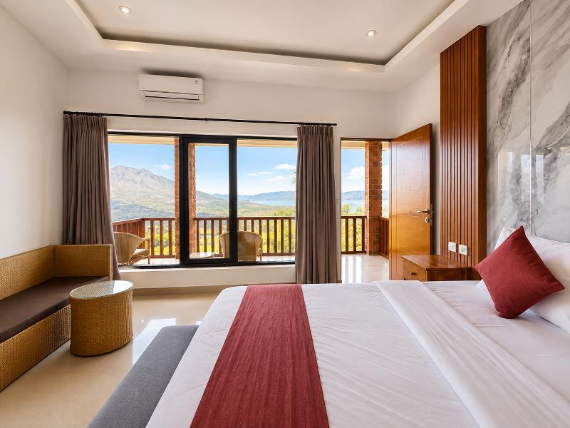 Caldera Hotel & Restaurant By Zuzu image