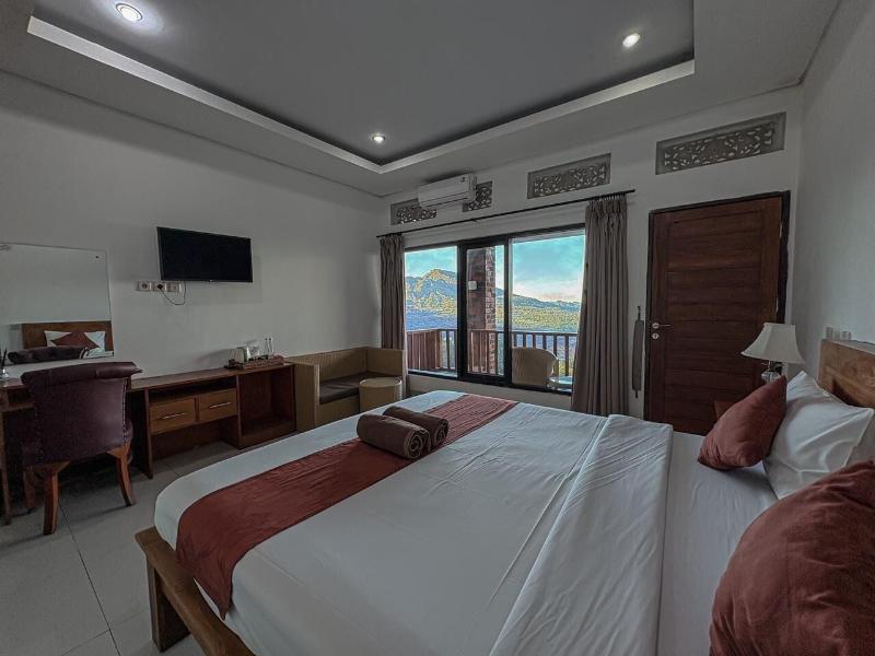 Caldera Hotel & Restaurant By Zuzu image