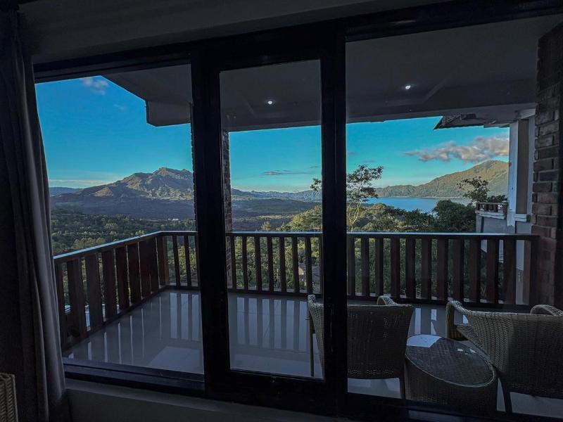 Caldera Hotel & Restaurant By Zuzu image