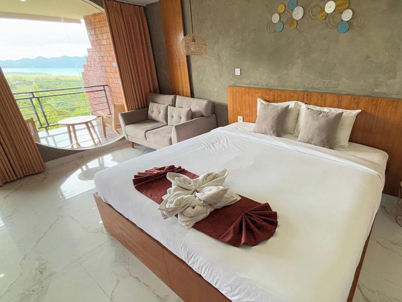 Caldera Hotel & Restaurant By Zuzu image