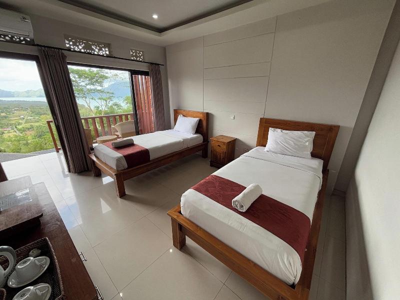 Caldera Hotel & Restaurant By Zuzu image