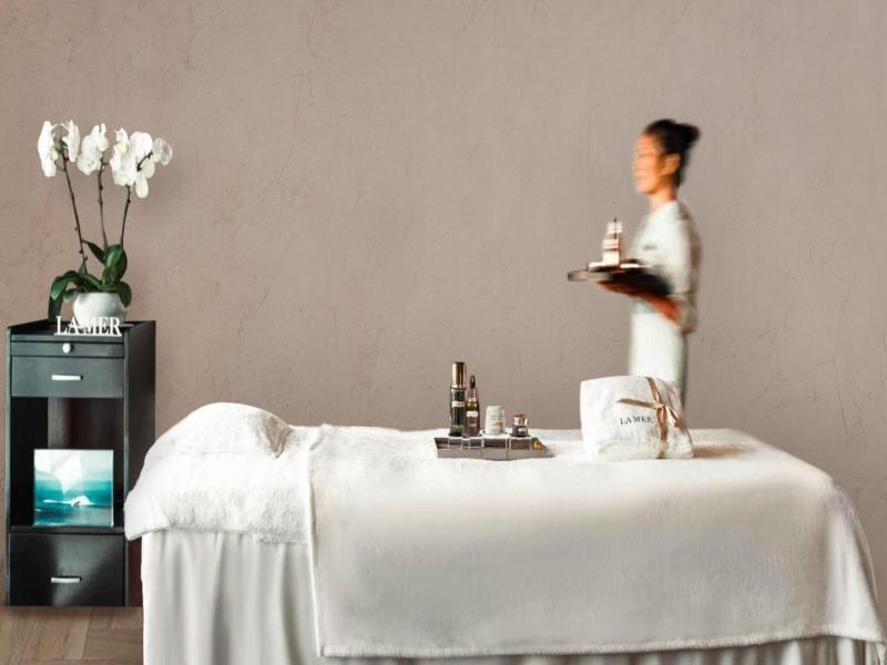 Wm Hotel Hong Kong Vignette Collection By Ihg image