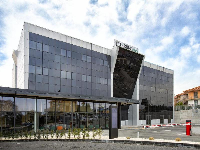 Cubik Inn image