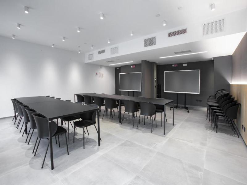 Cubik Inn image