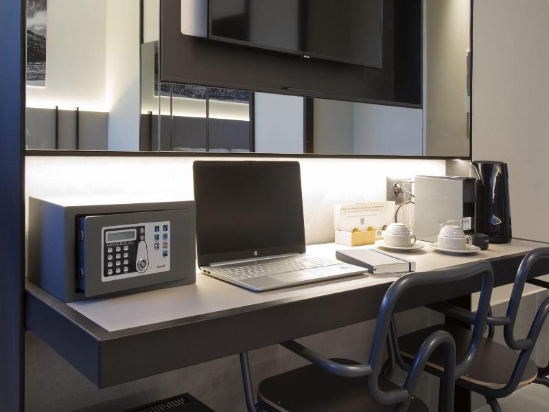 Cubik Inn image