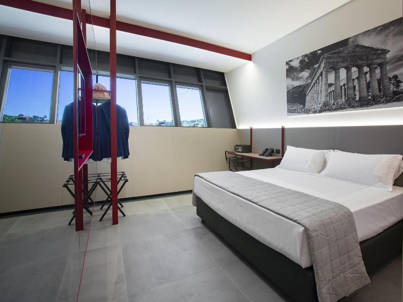 Cubik Inn image