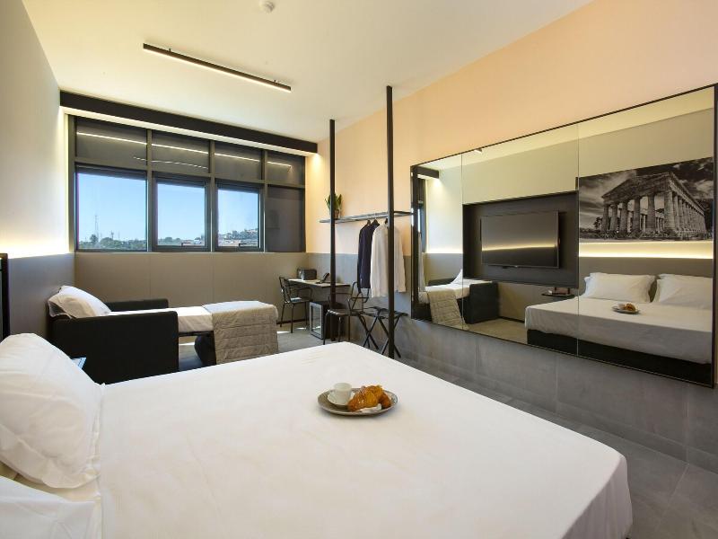 Cubik Inn image