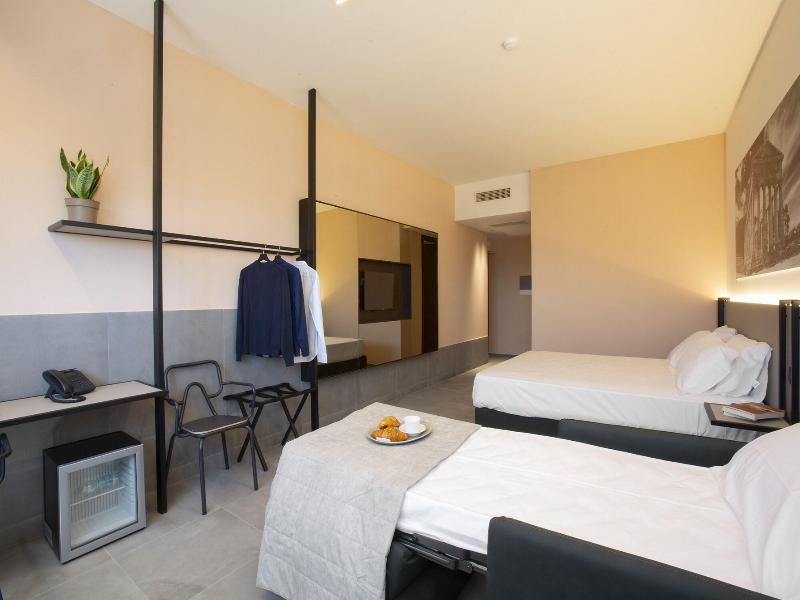 Cubik Inn image